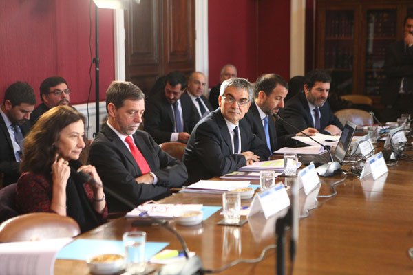 Banco Central sube la tasa y vuelve a apelar a la “cautela” en sus próximos movimientos