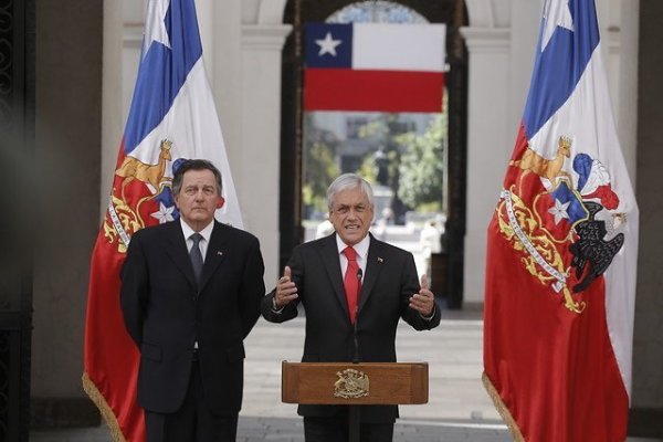 Piñera exige liberación "inmediata" de periodistas chilenos detenidos en Venezuela