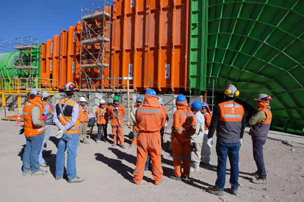 Codelco logra acuerdo con más de 1.000 trabajadores de Chuquicamata
