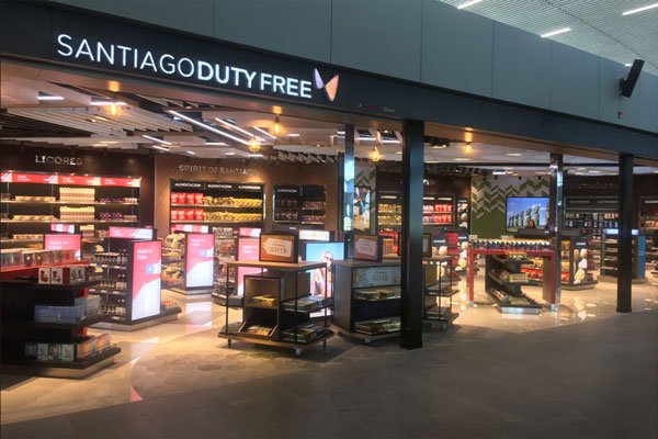 Licitación del duty free de Santiago se hará a fin de año y ya hay tres grupos interesados