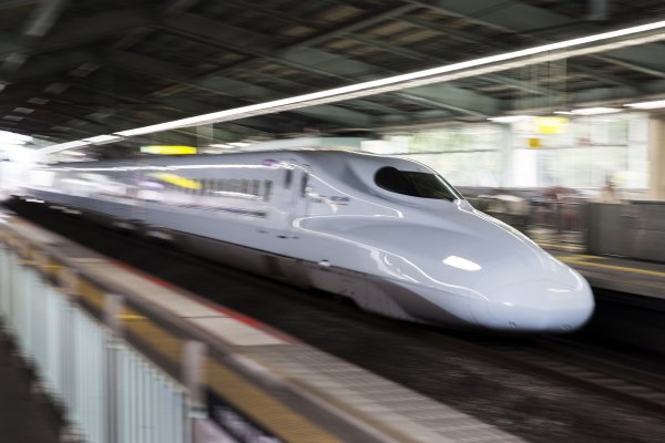 La Unión Europea veta la megafusión de Alstom y Siemens