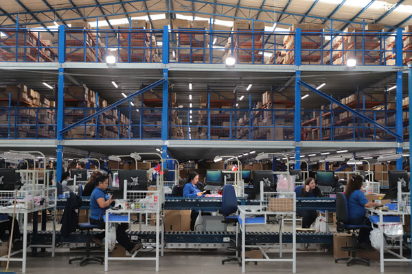 Disímil saldo de participación laboral en 2018: subió la de mujeres y bajó la de hombres