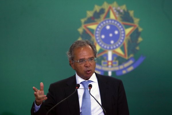 Guedes: "Vi a Chile más pobre que Cuba y Venezuela hoy, y los Chicago Boys lo cambiaron. Chile ahora es Suiza"