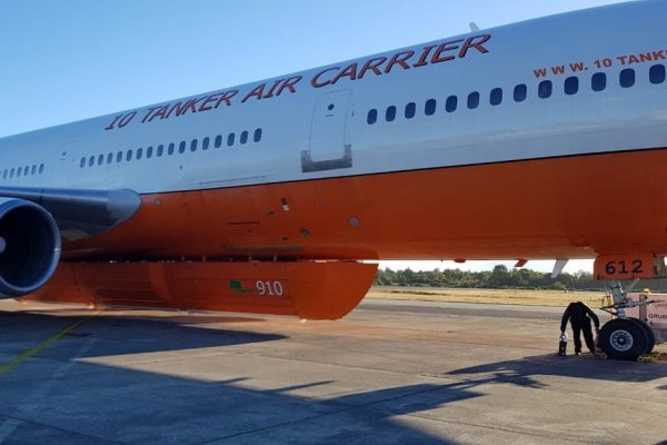Llega el segundo Ten Tanker que apoyaría en la extinción de incendios en Concepción