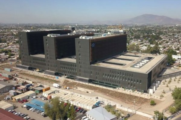 <p>Italiana hace oferta por Astaldi e incluye vender participación en dos emblemáticos proyectos en Chile</p>