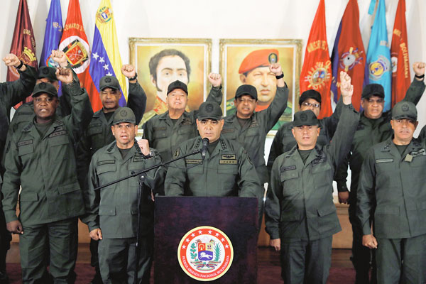 Venezuela: Militares reiteran lealtad a Maduro tras advertencia de Trump