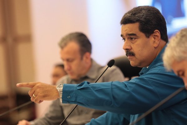 Maduro desafía a Guaidó: le pide al "señor payaso" que convoque a elecciones para vencerlo y cierra la frontera de Venezuela