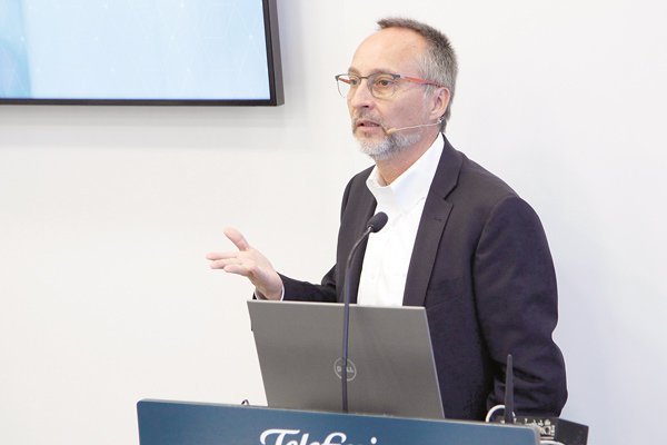 Movistar y licitación 5G: “El espectro tiene que entregarse a las empresas que sí van a invertir”