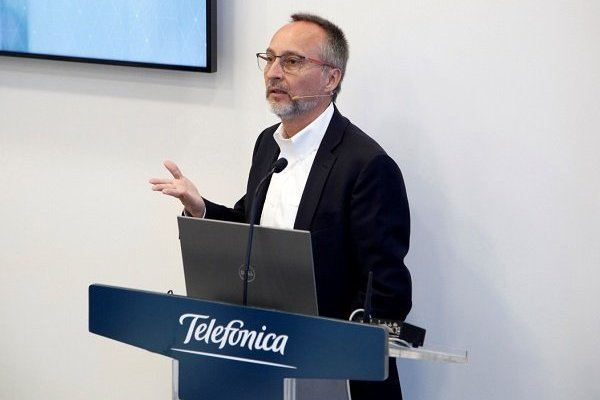 Movistar plantea dudas sobre factibilidad de licitación 5G al 2022 e insta a resolver tres ejes