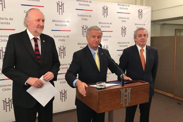 Gobierno le transfiere a Codelco US$ 400 millones y finaliza la capitalización extraordinaria