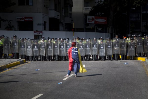 FMI: crisis venezolana se intensifica tras sanciones de EEUU