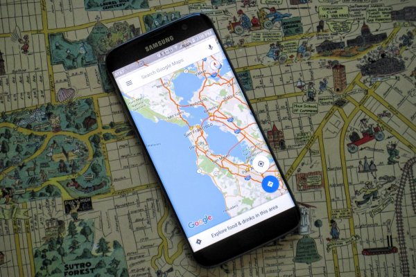 Google Maps abre formulario para denunciar actividades fraudulentas de empresas