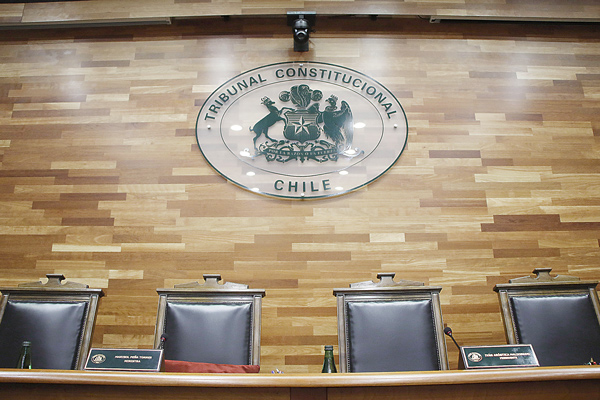 EY acude al Tribunal Constitucional por multa de la CMF