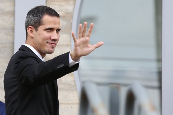 Guaidó convoca a huelga escalonada en la administración pública de Venezuela
