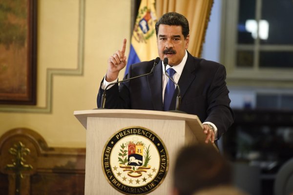 Maduro reaparece con llamado a contramanifestación frente a convocatoria de Guaidó