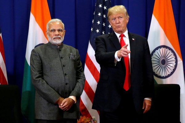 Trump apunta a India y Turquía en nuevo flanco de disputa comercial