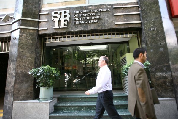 SBIF decide postergar debatido cambio contable