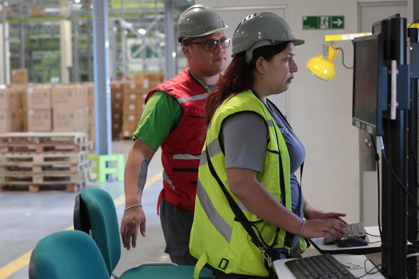 ¿Mercado laboral bajo presión? Ingresos pierden vuelo al partir el año