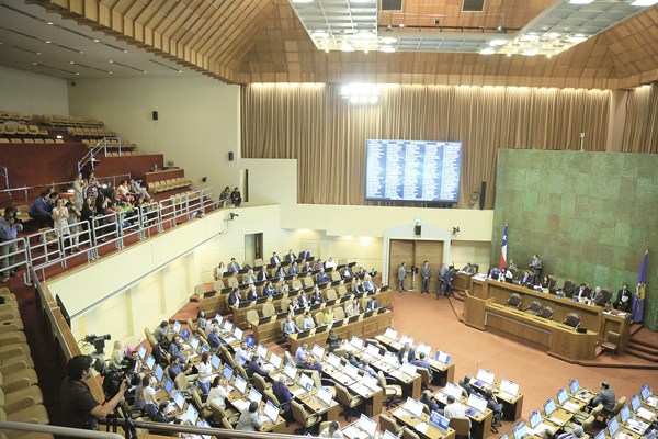 Rechazar la idea de legislar ha sido utilizada pocas veces por su alto costo político