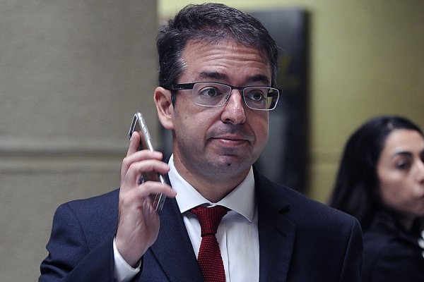 Silber deja opción de presidir la Cámara y DC busca carta alternativa