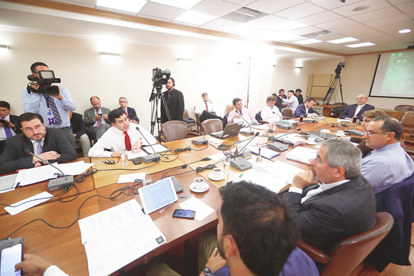 Comisión de Pesca aprueba nulidad de Ley de Pesca