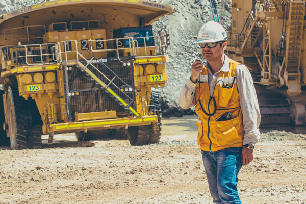 Minera Sierra Gorda cierra negociación y trabajadores logran bono de $ 14 millones