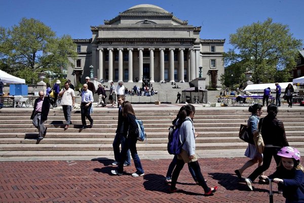 Las caras más conocidas involucradas en los sobornos universitarios en EEUU