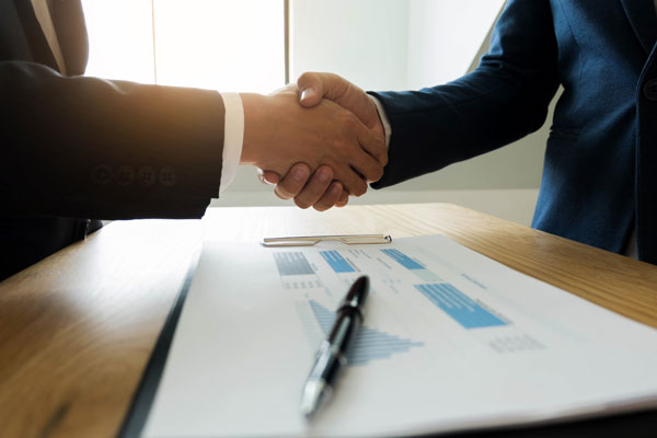 Nueva tendencia en M&A: adquisiciones van más allá del core business