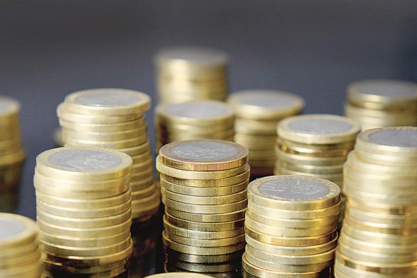 Mercado se aleja del BC: tasas solo han bajado este año