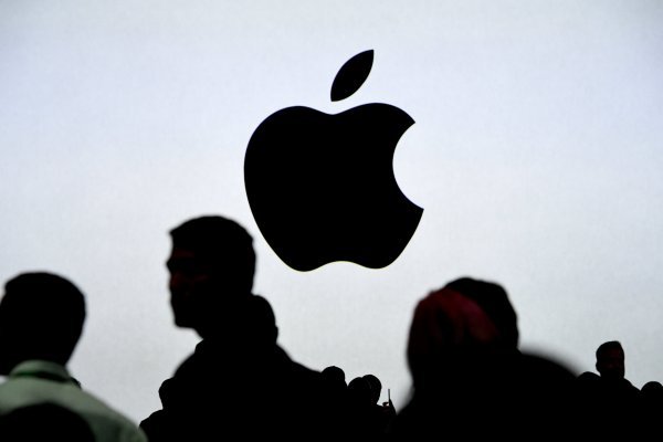 Apple igual celebra en 2019: acción acumula alza de 20,94%
