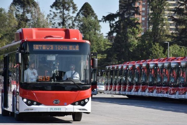 MTT ingresó a Contraloría las bases de licitación de provisión de flota