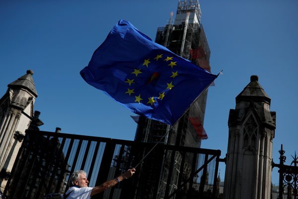 <p>Brexit en punto muerto tras nuevo rechazo del Parlamento a alternativas del divorcio</p>