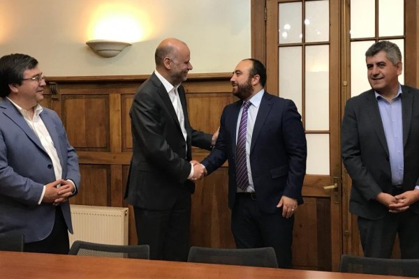 DC y el PS retoman el diálogo y el timonel falangista no descarta acuerdos electorales