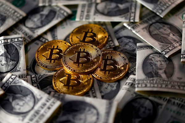 Bitcoin se vuelve a acercar a los US$ 5.000 tras registrar su mayor avance diario en casi 16 meses