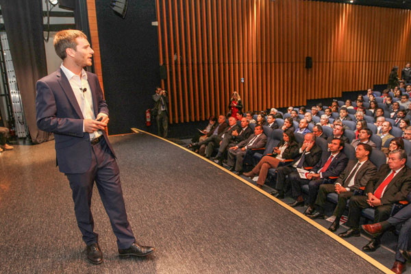 Sence capacitó a 760 mil personas en 2018 y subsidios al empleo sumaron US$ 200 millones