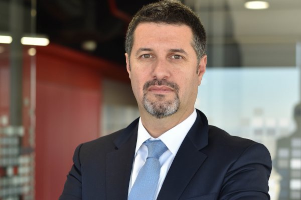 Santander pasa del consenso al pesimismo y recorta estimación del PIB a apenas 3% para 2019