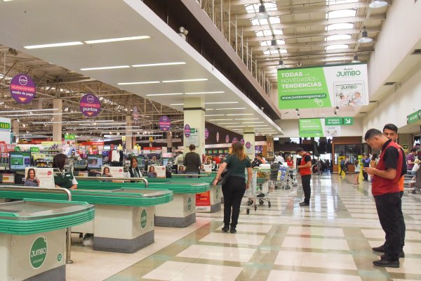 Cencosud responde a exejecutiva de Amazon: "Les encantaría tener la red de locales que tenemos"