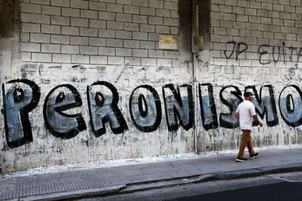 Marina Dal Poggeto: “La incertidumbre en Argentina se quedará hasta junio cuando se definan las candidaturas”