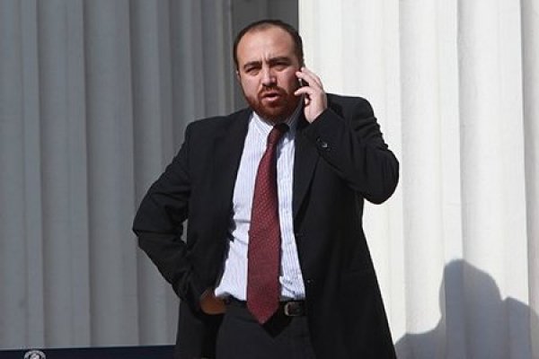 Consejo Nacional de la DC respalda a Chahin y defiende la reforma tributaria del gobierno