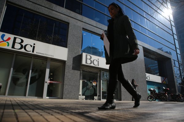 BCI podrá tener contratos con el Estado pese a sanción por prácticas antisindicales