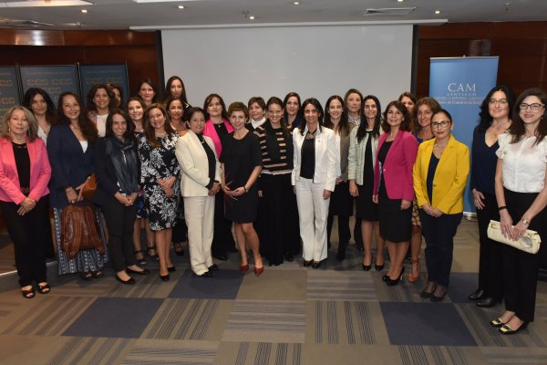CAM Santiago juramenta 26 nuevas árbitros y promete mayor participación femenina