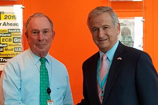 <p>Larraín invita a Mike Bloomberg a cumbre que reúne a los países de la zona del Pacífico</p>