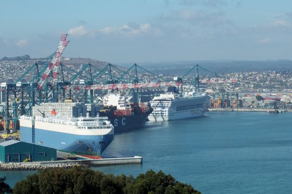 Firma de Dubái asume en matriz de Puerto Central y promete va a acelerar plan de inversiones
