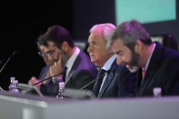 Herman Chadwick y cambio de medidores: "Ustedes saben que este país es un país especial. A la gente le cuesta convencerse de las ventajas"