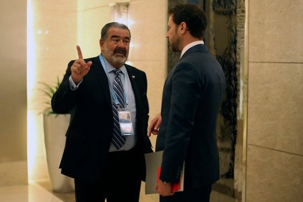 Luksic lamenta "expresar tan mal" dichos sobre la clase media y aclara qué quiso decir