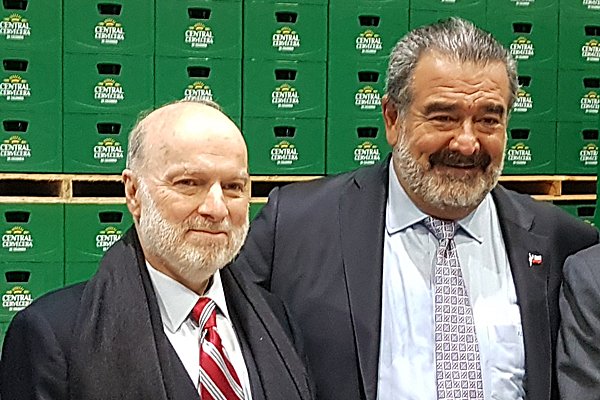 Carlos Ardila Gaviria y Andrónico Luksic en Colombia.