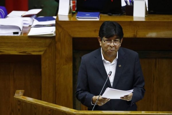 Diputados presentan proyecto para que la justicia persiga delitos tributarios sin denuncia del SII