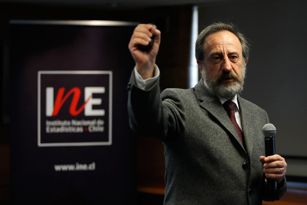 INE denuncia “indicios de manipulación” en el IPC y Fiscalía incauta computadores