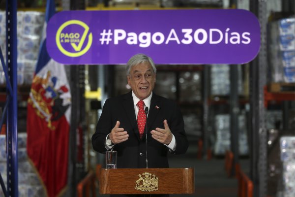 Piñera advierte a grandes empresarios por pago a 30 días: "Se acabaron los tiempos de pagar cuando querían"