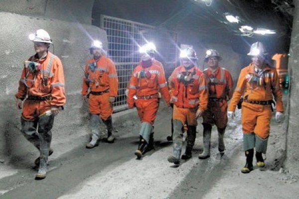 Negociación en Chuquicamata: Codelco lanza última oferta con un bono menor, pero bajando los meses de contrato